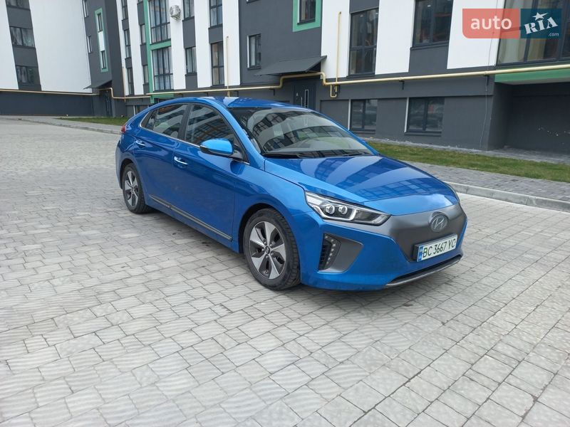 Хэтчбек Hyundai Ioniq 2017 в Шептицькому
