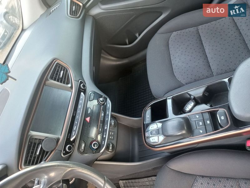 Хэтчбек Hyundai Ioniq 2017 в Шептицькому