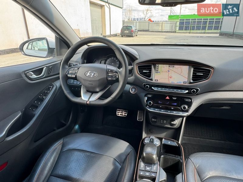 Хэтчбек Hyundai Ioniq 2017 в Виннице фото 44 Хэтчбек Hyundai Ioniq 2017 в Виннице