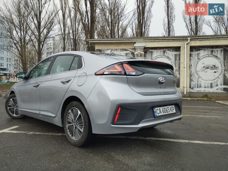 Лифтбек Hyundai Ioniq 2020 в Черкассах фото 13 Лифтбек Hyundai Ioniq 2020 в Черкассах