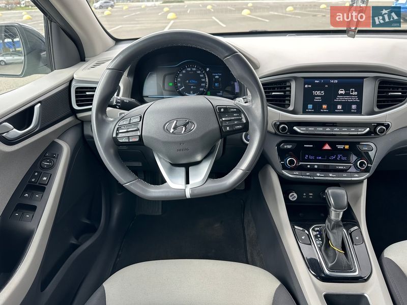 Хэтчбек Hyundai Ioniq 2017 в Киеве