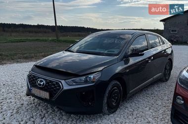 Лифтбек Hyundai Ioniq 2020 в Львове