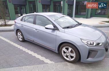 Хэтчбек Hyundai Ioniq 2017 в Ирпене