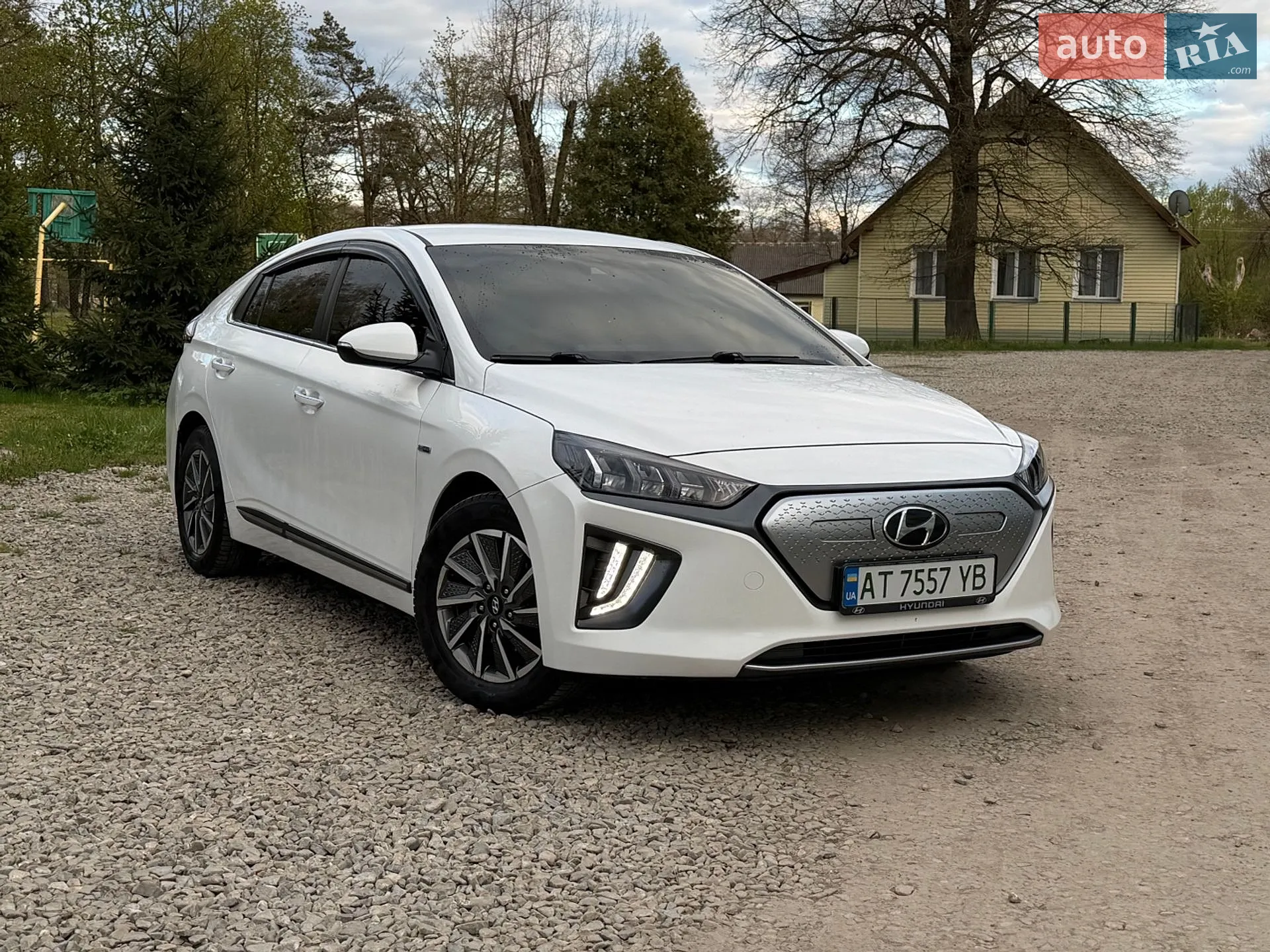 2019 Hyundai IONIQ - фото 1