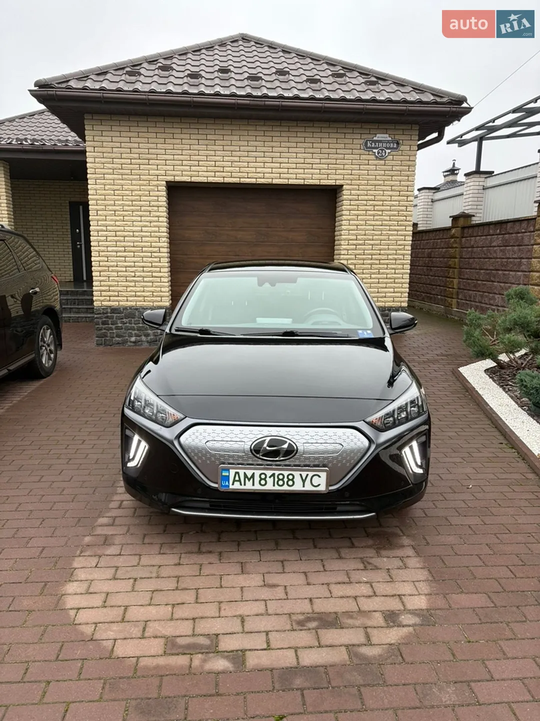2019 Hyundai IONIQ - фото 1