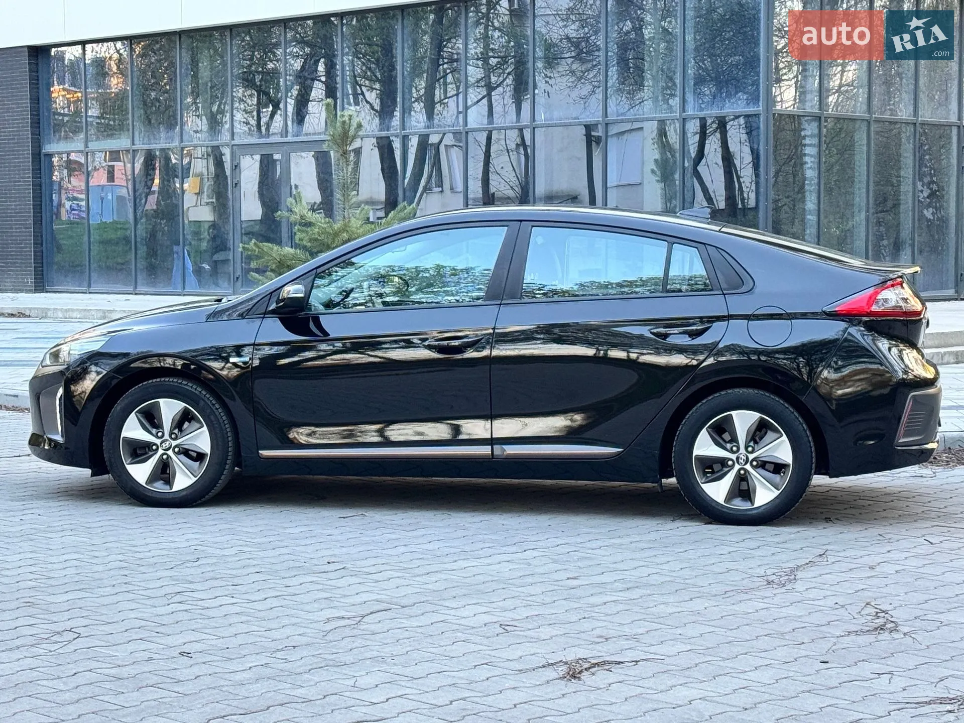 2017 Hyundai IONIQ - мініатюра 14