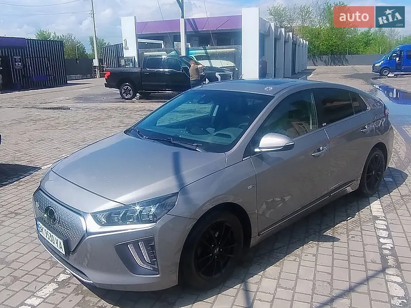 Hyundai Ioniq