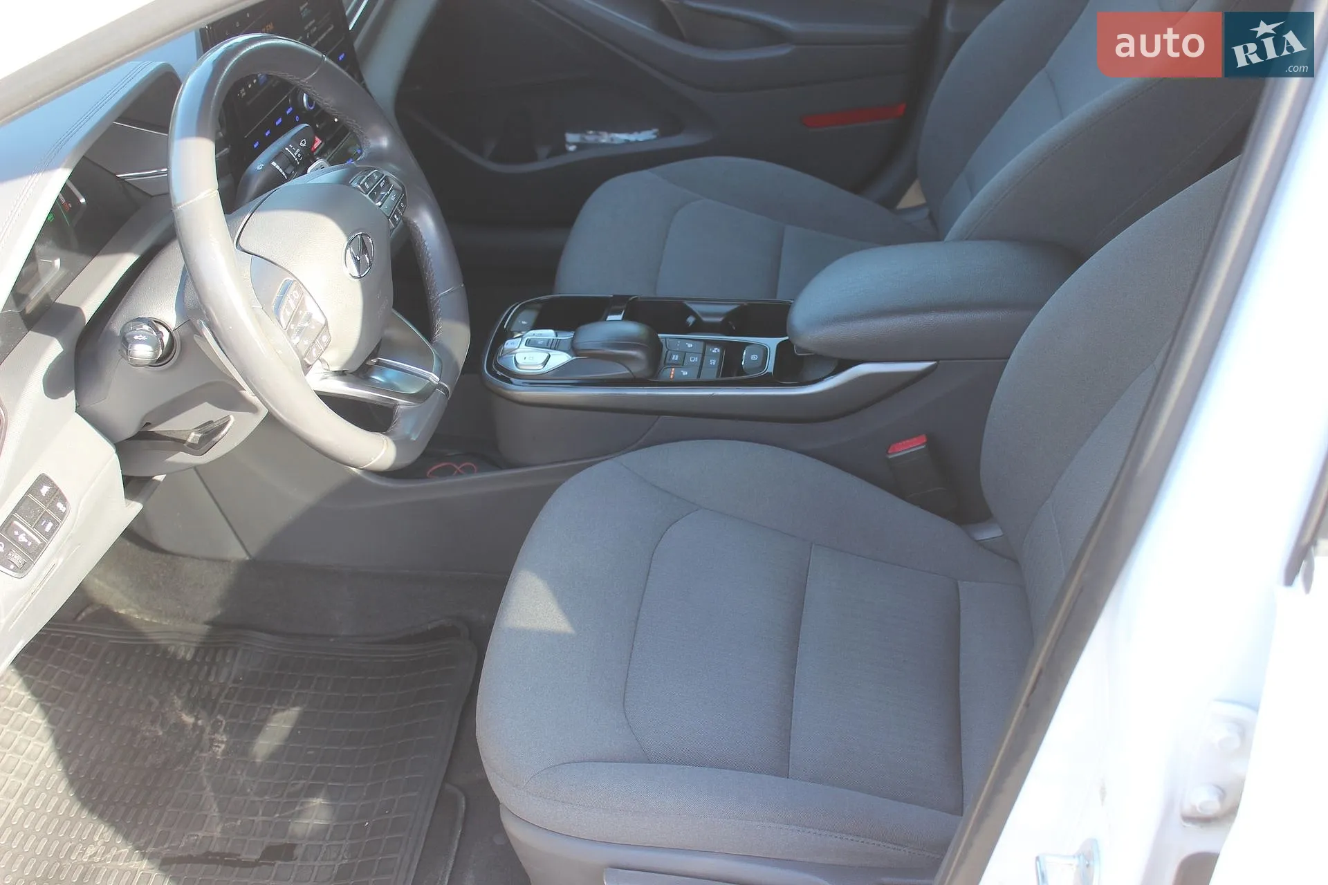 2020 Hyundai IONIQ - мініатюра 26