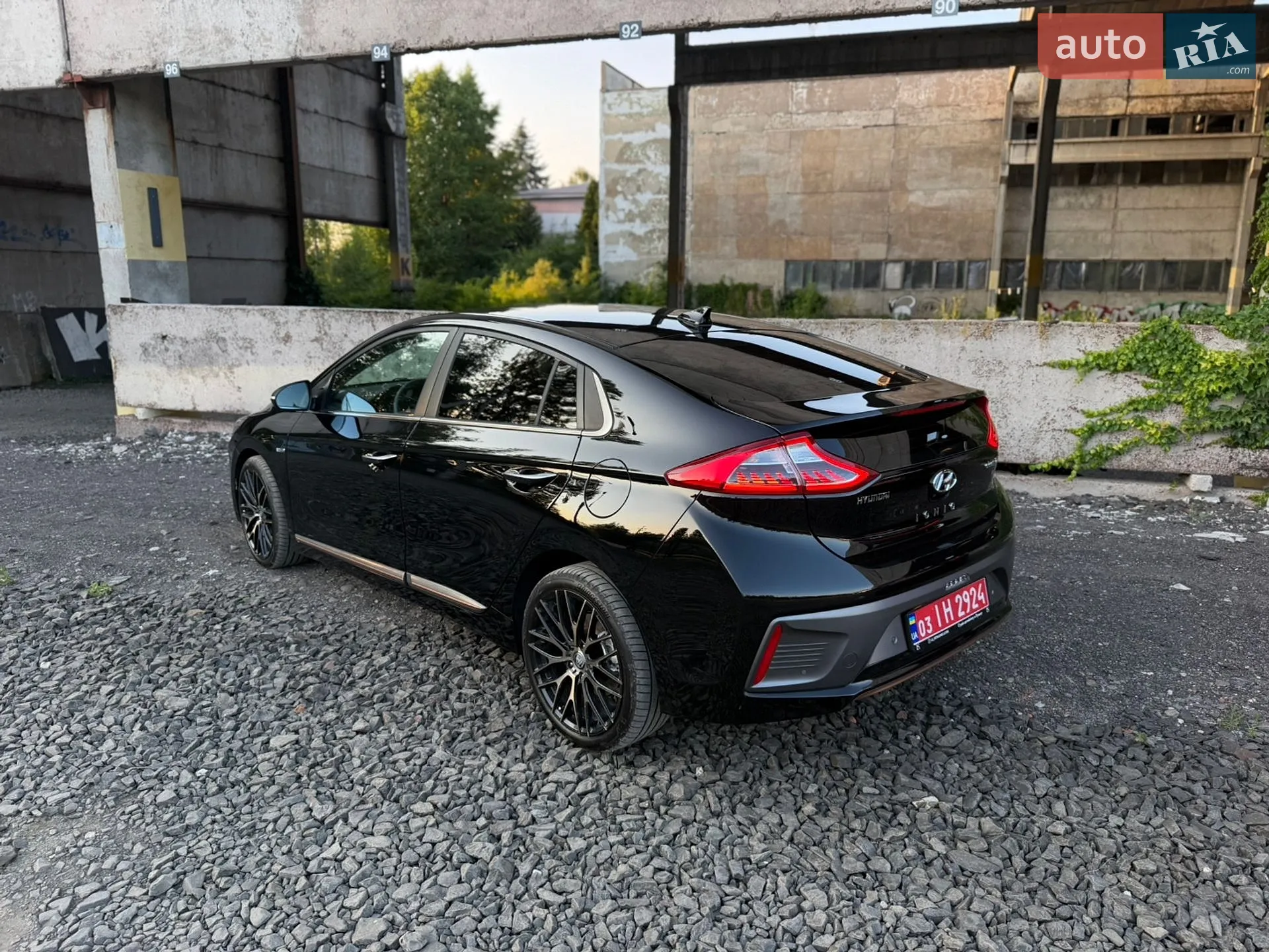 2017 Hyundai IONIQ - мініатюра 8