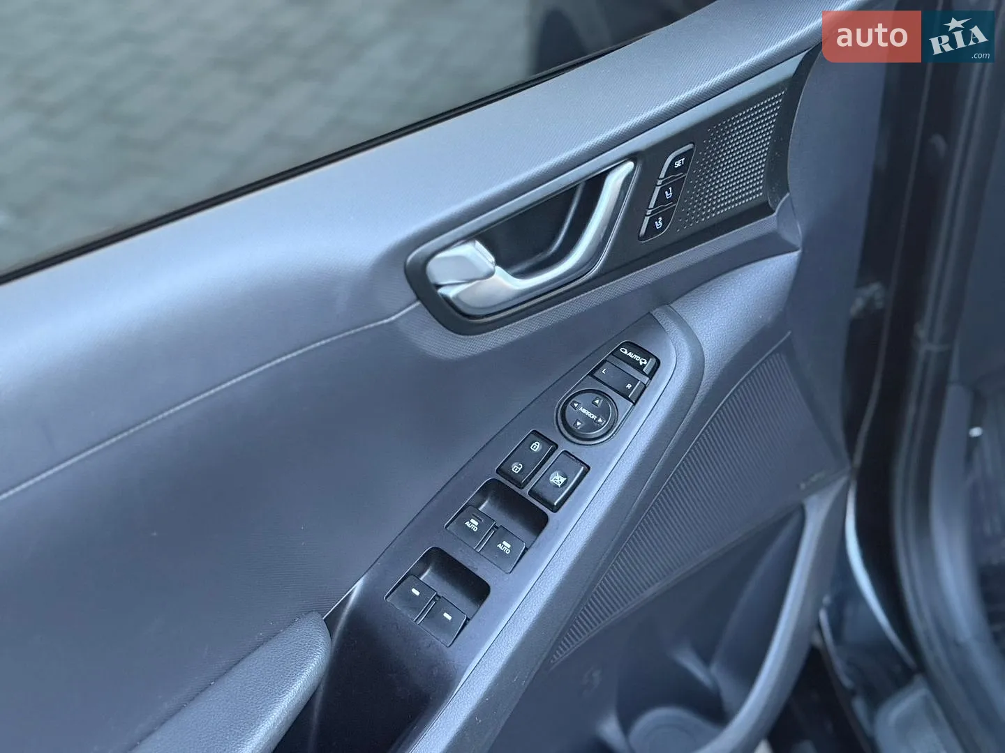 2017 Hyundai IONIQ - мініатюра 17