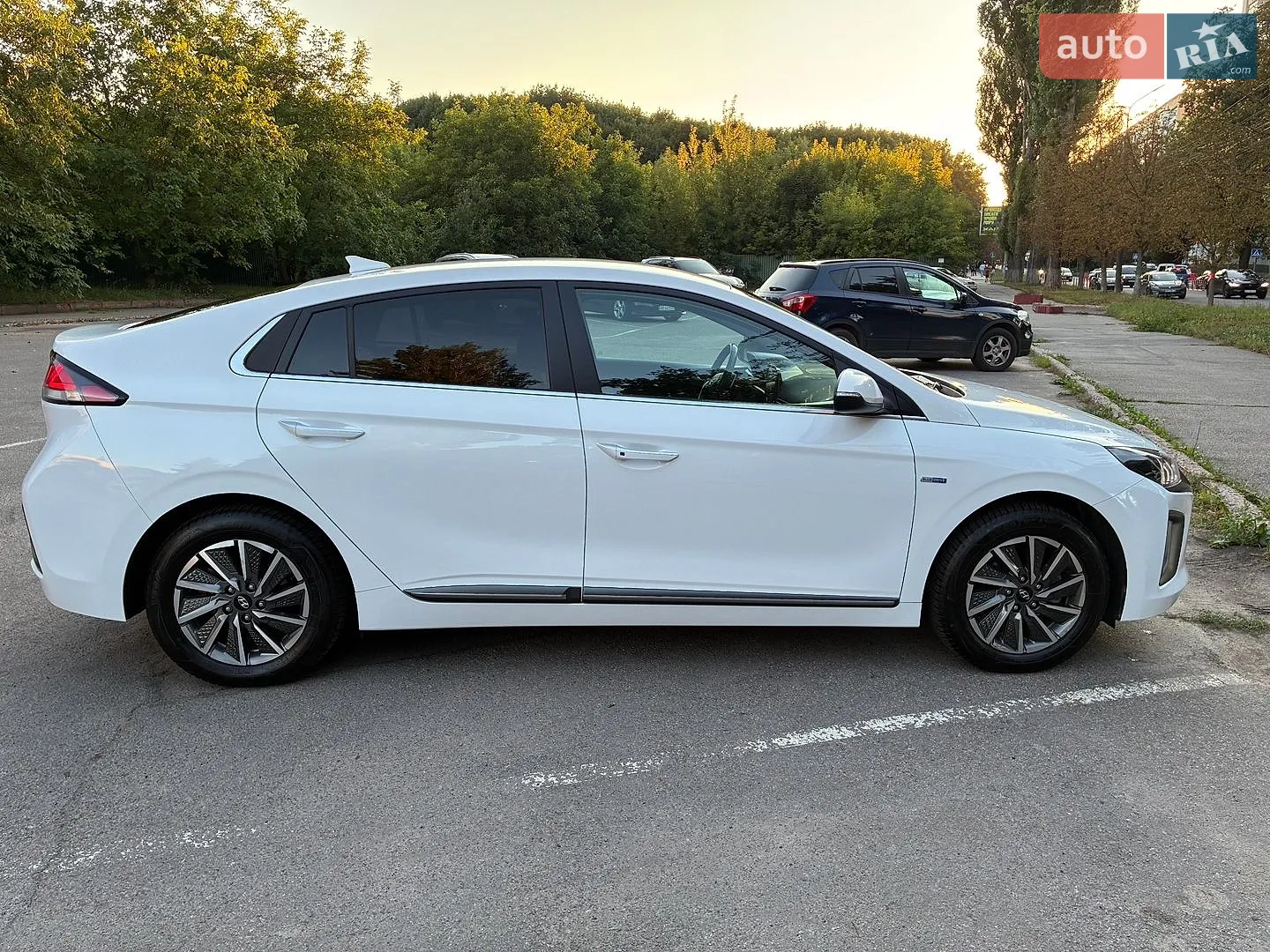 2020 Hyundai IONIQ - мініатюра 8