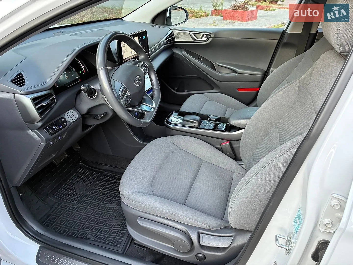 2020 Hyundai IONIQ - мініатюра 26