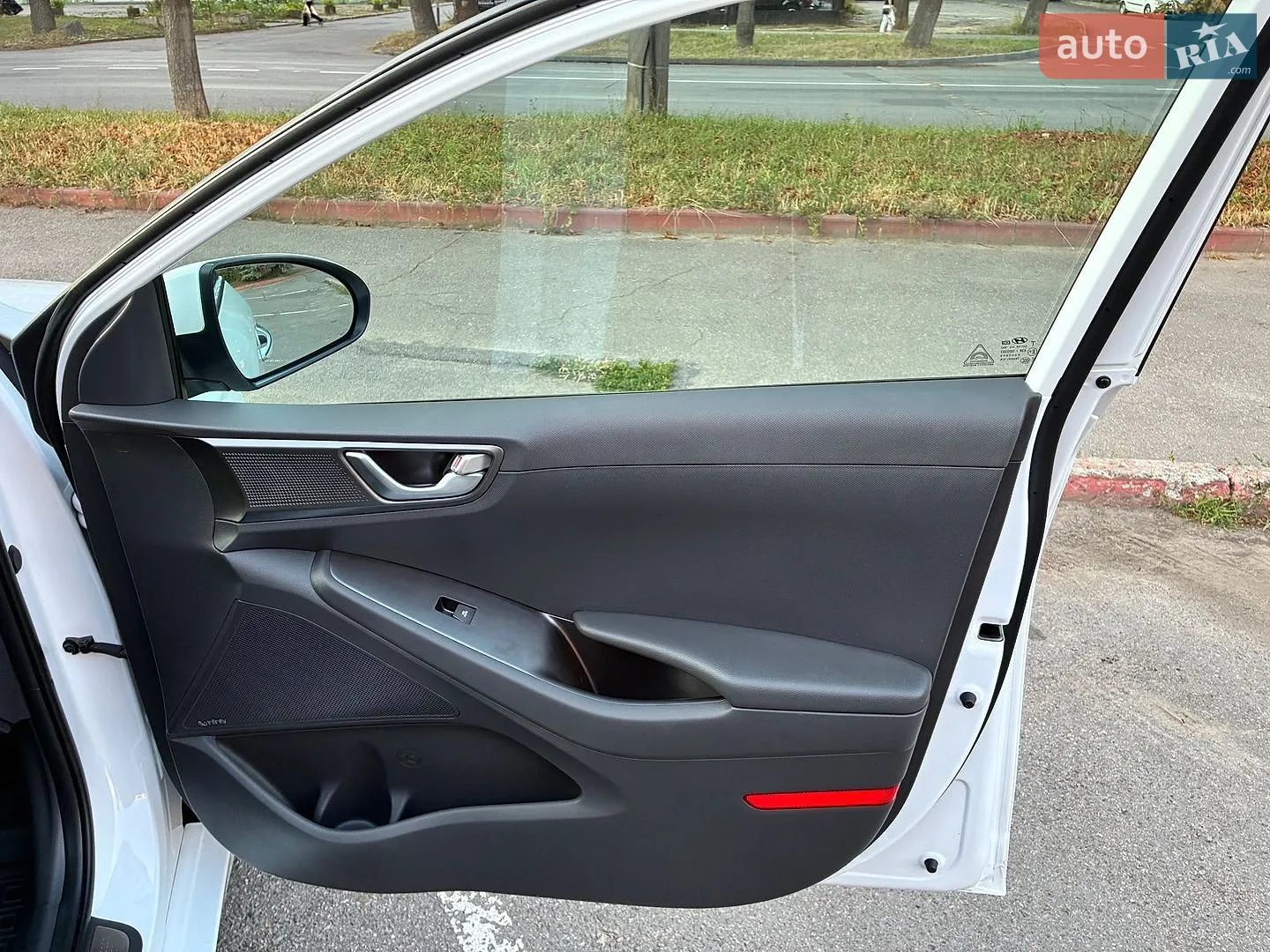 2020 Hyundai IONIQ - мініатюра 42