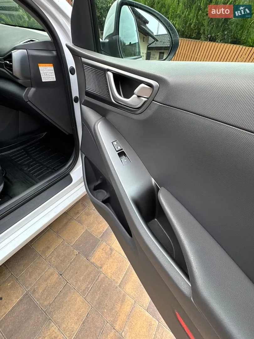 2020 Hyundai IONIQ - мініатюра 35