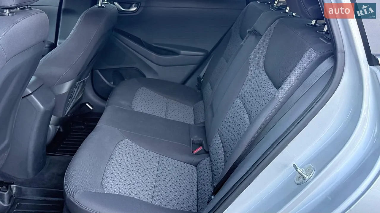 2017 Hyundai IONIQ - мініатюра 18