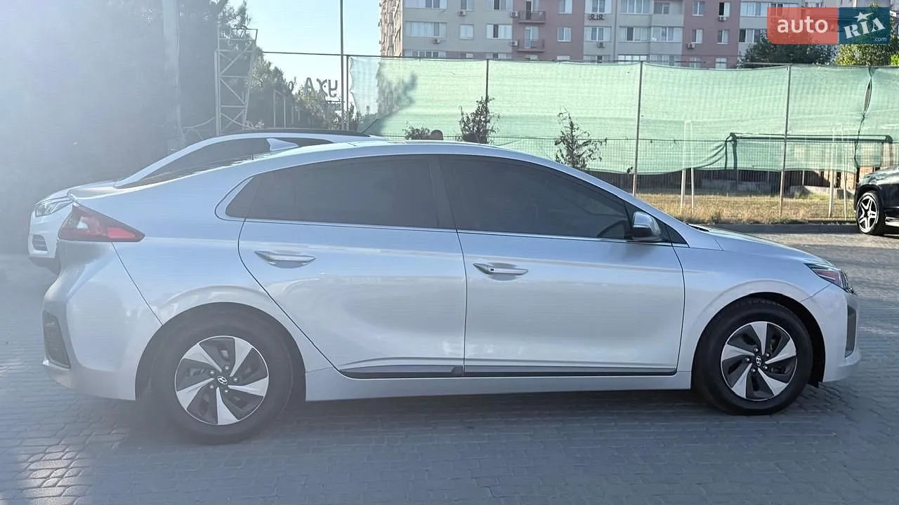 2017 Hyundai IONIQ - мініатюра 46