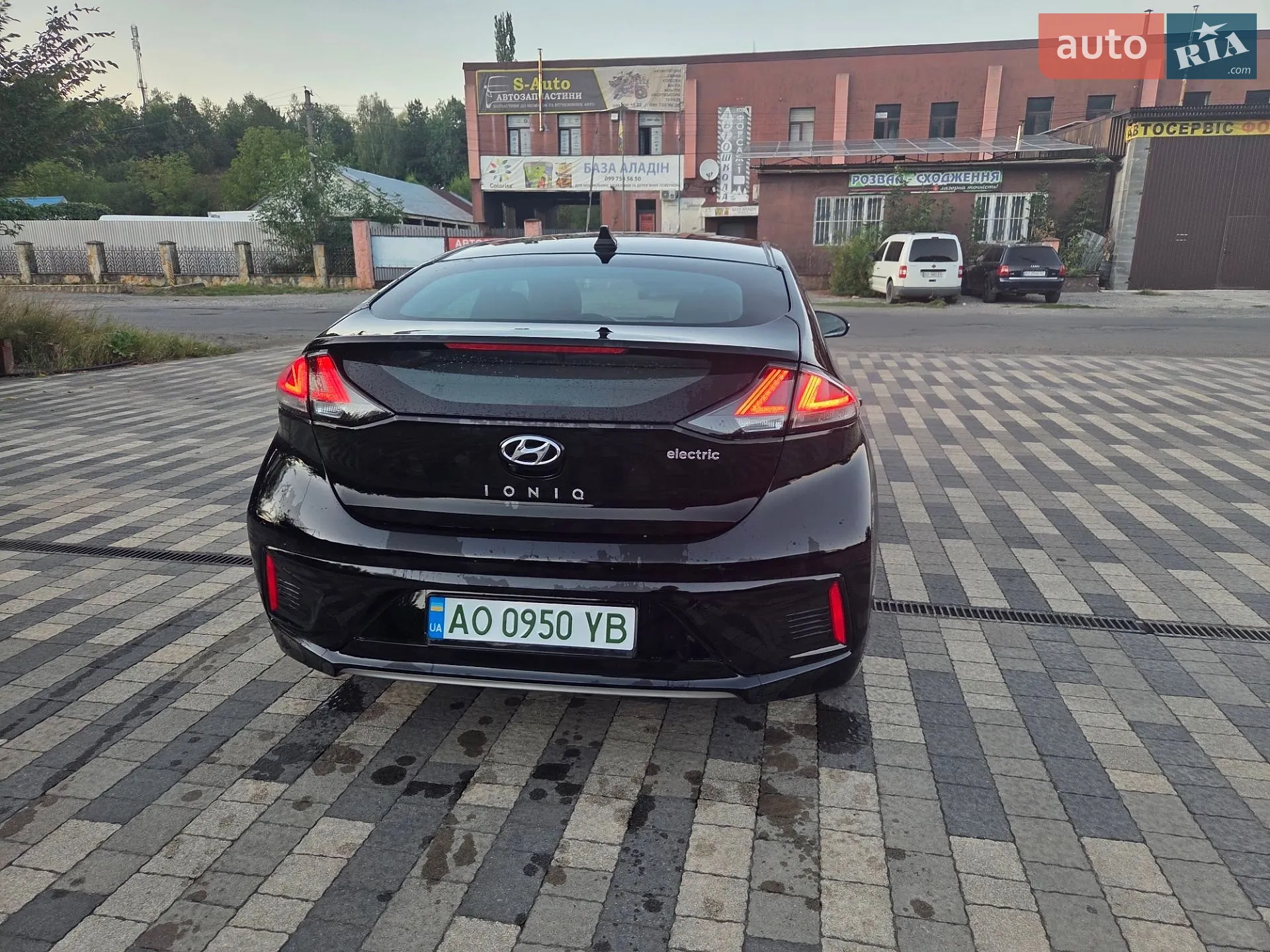 2020 Hyundai IONIQ - мініатюра 5