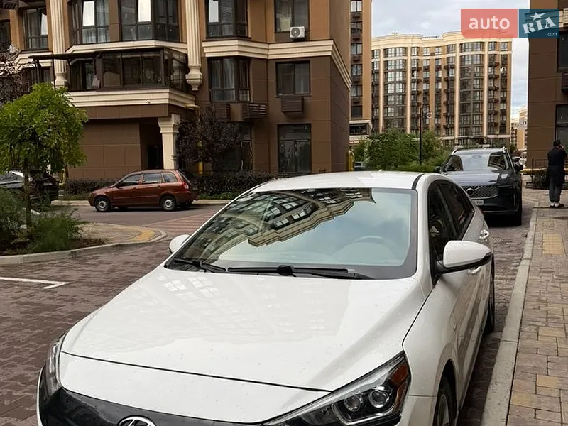 Hyundai Ioniq 2018
