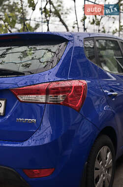 Хэтчбек Hyundai ix20 2013 в 