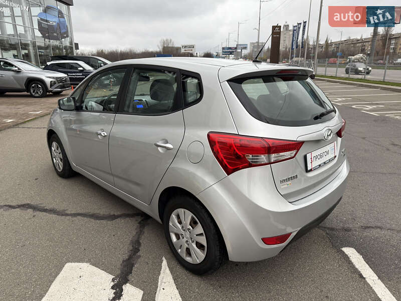 Хэтчбек Hyundai ix20 2012 в Киеве фото 7 Хэтчбек Hyundai ix20 2012 в Киеве
