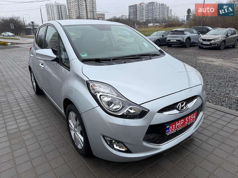 Хетчбек Hyundai ix20 2010 в Львові фото Хетчбек Hyundai ix20 2010 в Львові
