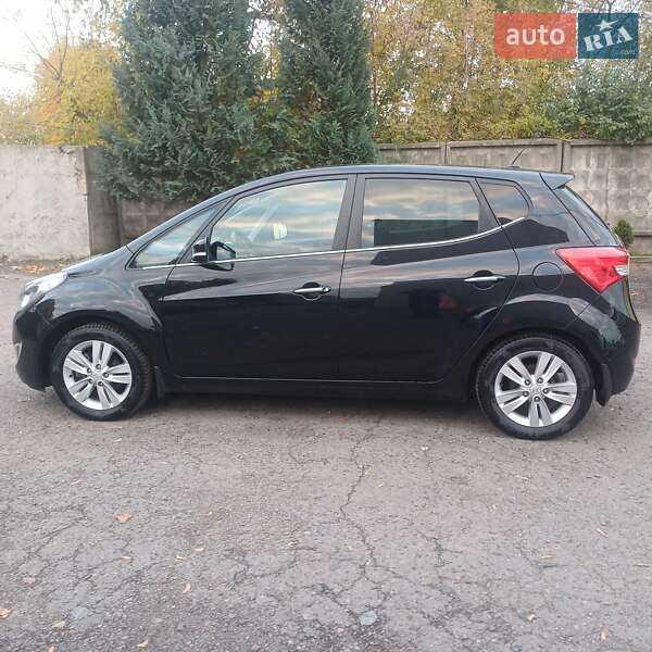 Хэтчбек Hyundai ix20 2012 в Ровно
