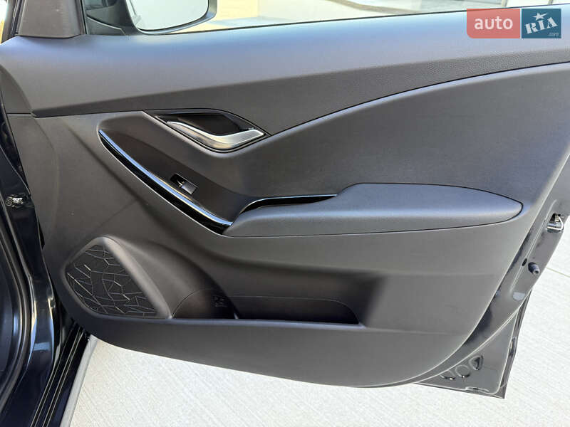 Хэтчбек Hyundai ix20 2010 в Луцке фото 27 Хэтчбек Hyundai ix20 2010 в Луцке