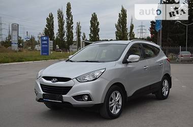 Внедорожник / Кроссовер Hyundai ix35 2011 в Харькове