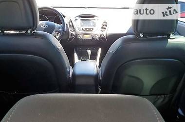 Позашляховик / Кросовер Hyundai ix35 2011 в 
