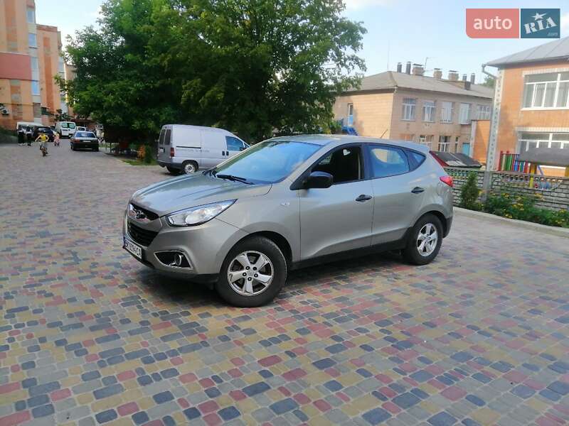 Позашляховик / Кросовер Hyundai ix35 2010 в Костопілі фото 12 Позашляховик / Кросовер Hyundai ix35 2010 в Костопілі
