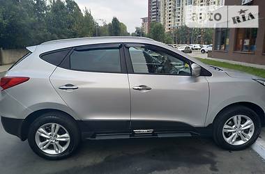 Позашляховик / Кросовер Hyundai ix35 2011 в Києві