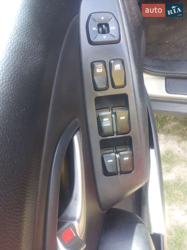Позашляховик / Кросовер Hyundai ix35 2010 в Костопілі фото 19 Позашляховик / Кросовер Hyundai ix35 2010 в Костопілі