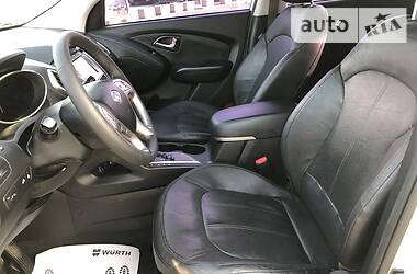 Позашляховик / Кросовер Hyundai ix35 2011 в 