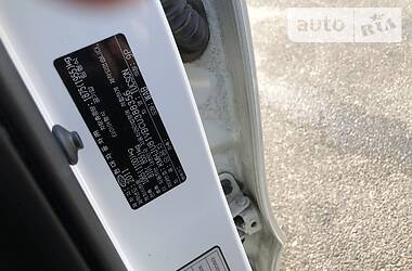 Позашляховик / Кросовер Hyundai ix35 2011 в 