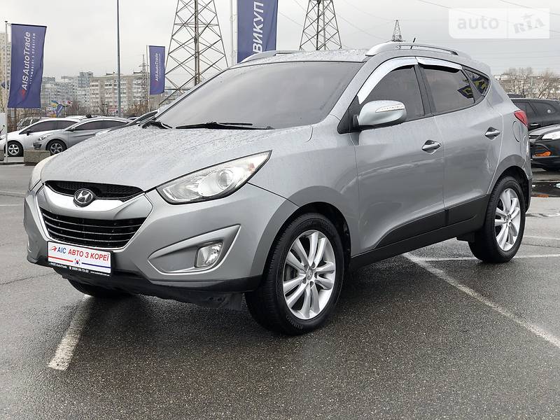 Позашляховик / Кросовер Hyundai ix35 2011 в 