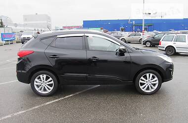 Позашляховик / Кросовер Hyundai ix35 2011 в 
