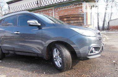 Позашляховик / Кросовер Hyundai ix35 2011 в 