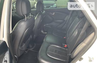 Позашляховик / Кросовер Hyundai ix35 2011 в 