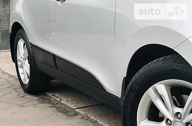 Позашляховик / Кросовер Hyundai ix35 2012 в 