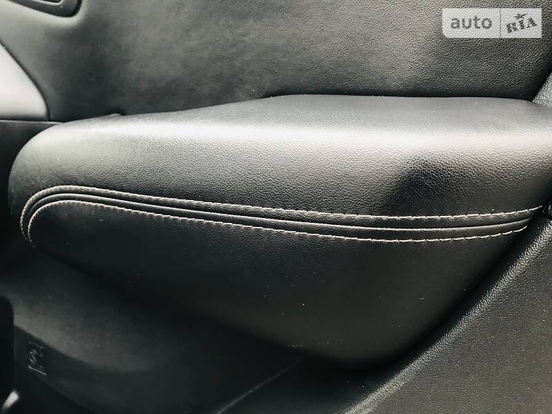 Внедорожник / Кроссовер Hyundai ix35 2012 в Каменском