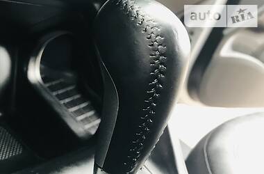 Позашляховик / Кросовер Hyundai ix35 2012 в 