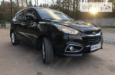 Позашляховик / Кросовер Hyundai ix35 2011 в 