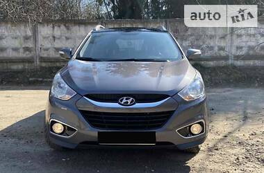 Позашляховик / Кросовер Hyundai ix35 2011 в 