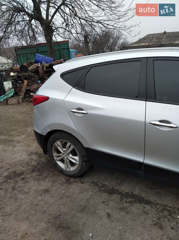Внедорожник / Кроссовер Hyundai ix35 2011 в Кривом Озере