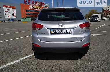 Внедорожник / Кроссовер Hyundai ix35 2011 в Черновцах