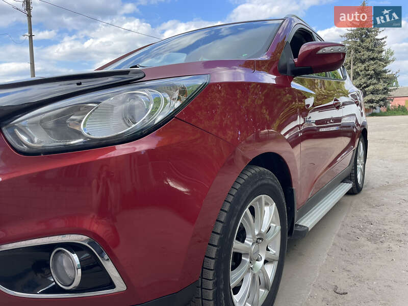 Внедорожник / Кроссовер Hyundai ix35 2010 в Золотоноше