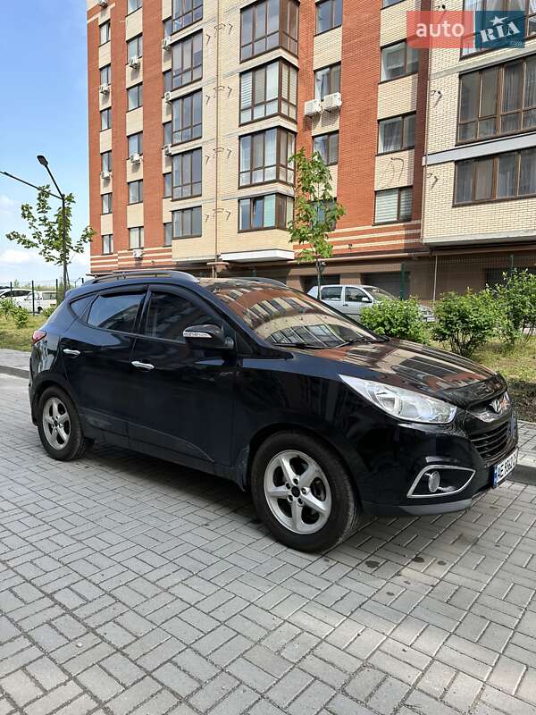Внедорожник / Кроссовер Hyundai ix35 2010 в Днепре