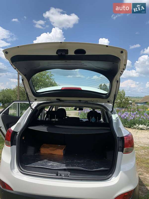 Позашляховик / Кросовер Hyundai ix35 2014 в Арцизові