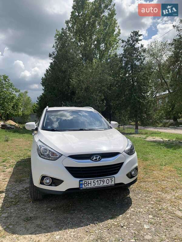 Позашляховик / Кросовер Hyundai ix35 2014 в Арцизові