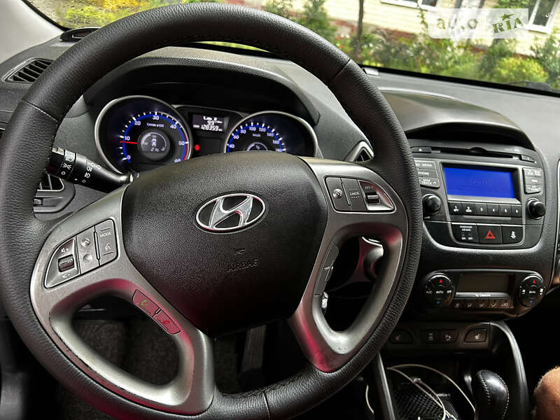 Позашляховик / Кросовер Hyundai ix35 2013 в Звягелі